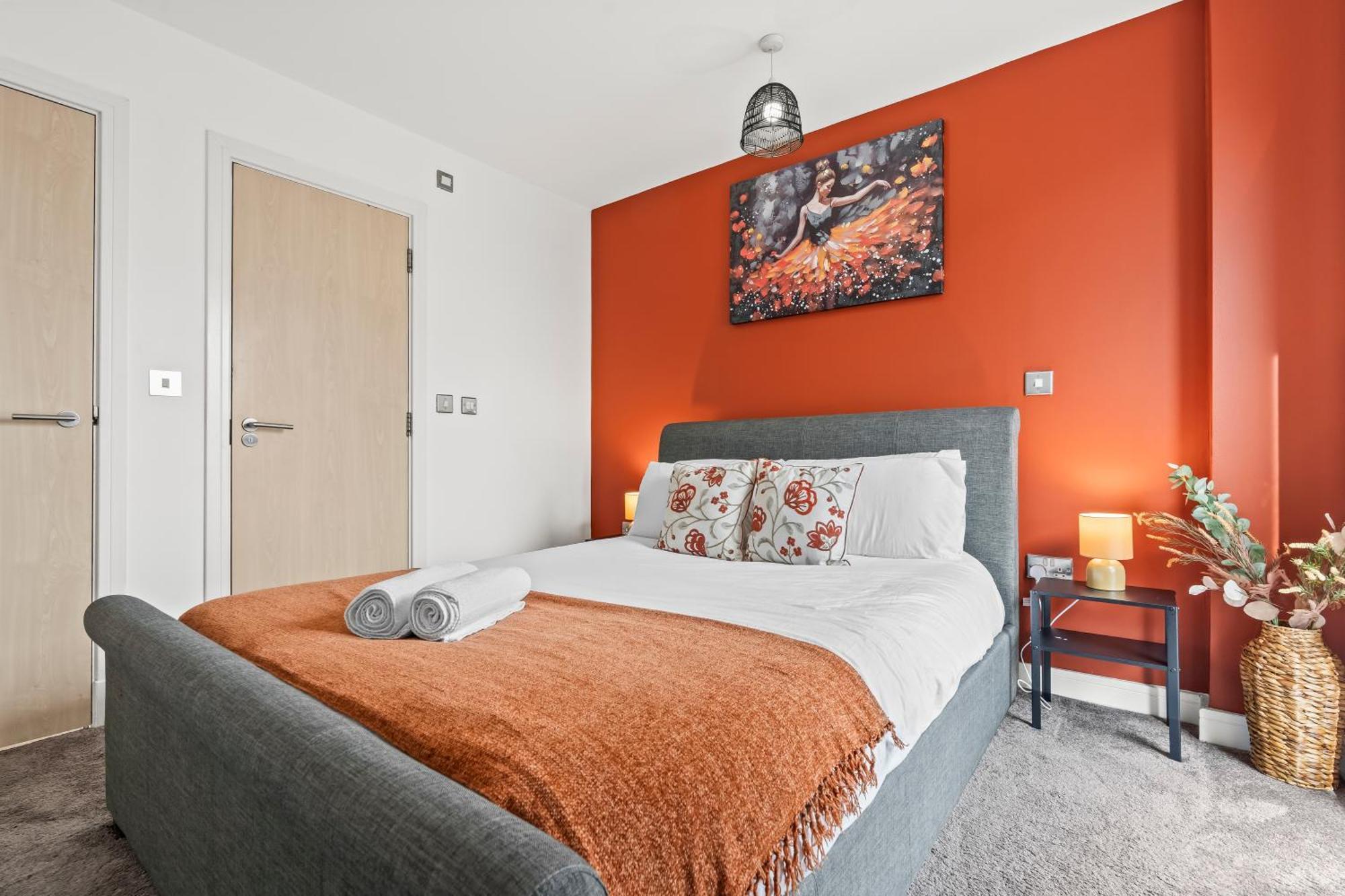 2 Bedroom With Balcony Apartment Birmingham