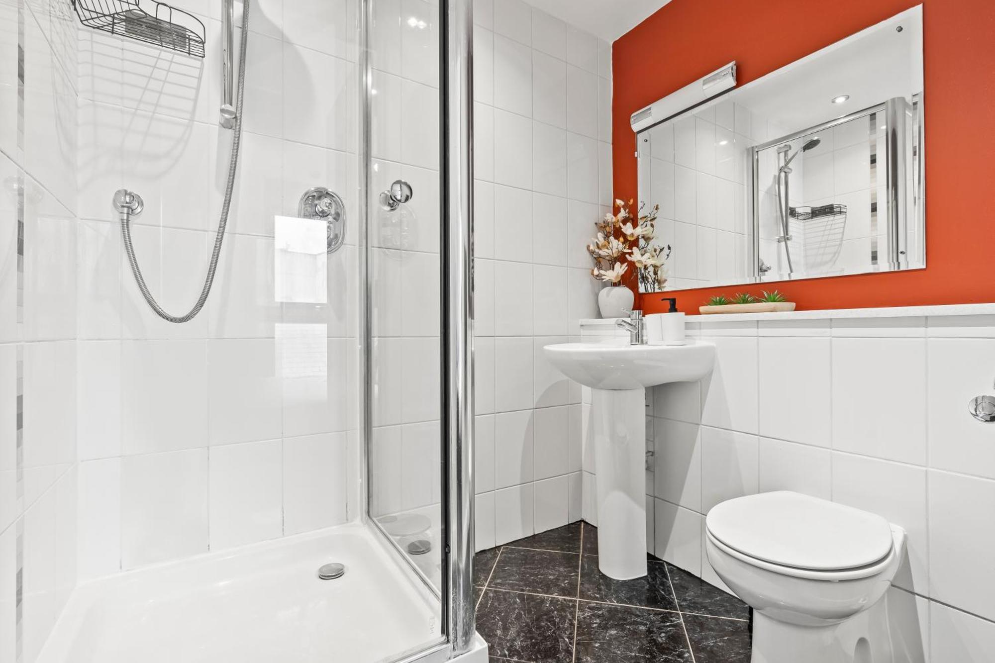 2 Bedroom With Balcony Apartment *