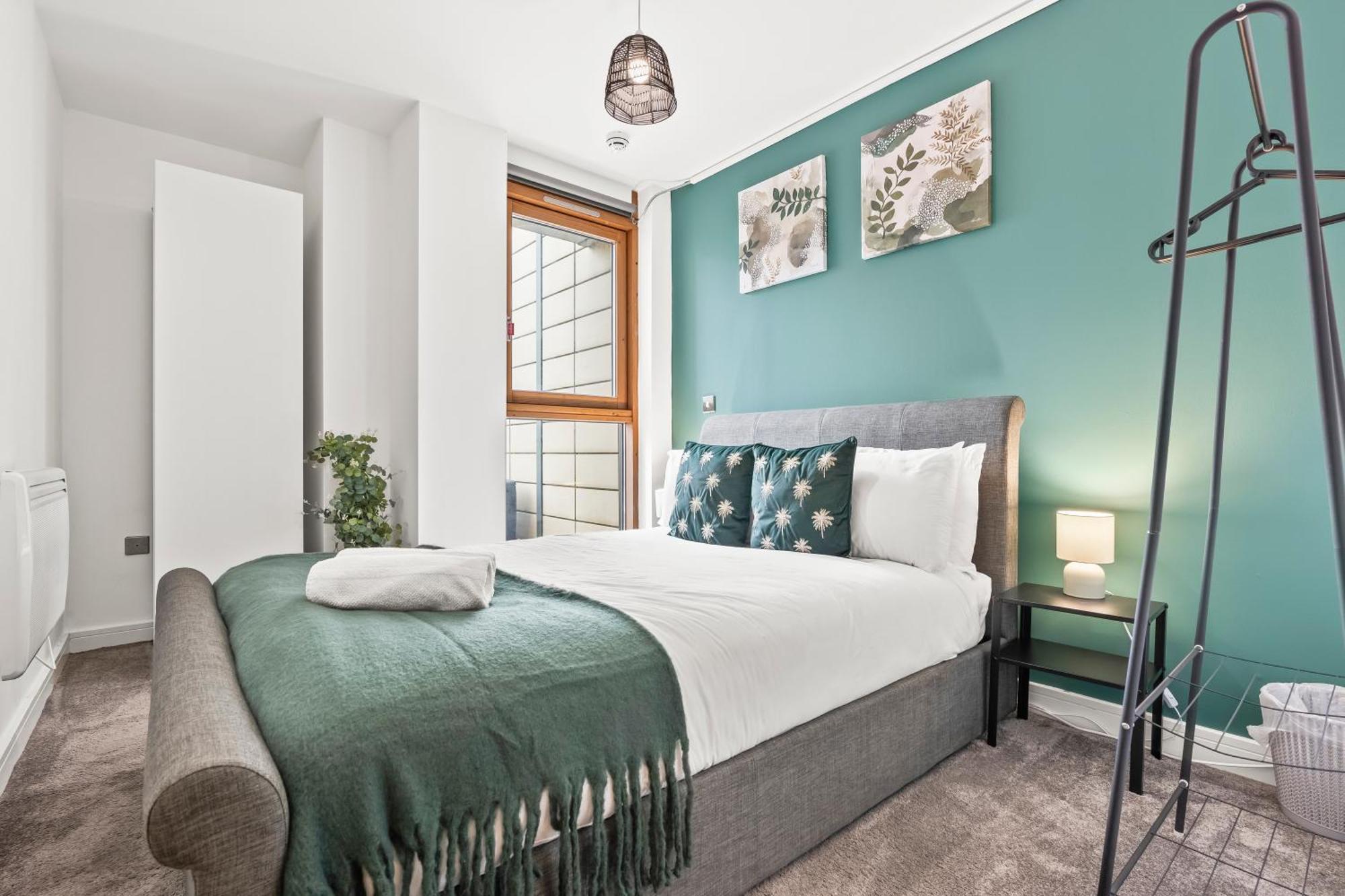 2 Bedroom With Balcony